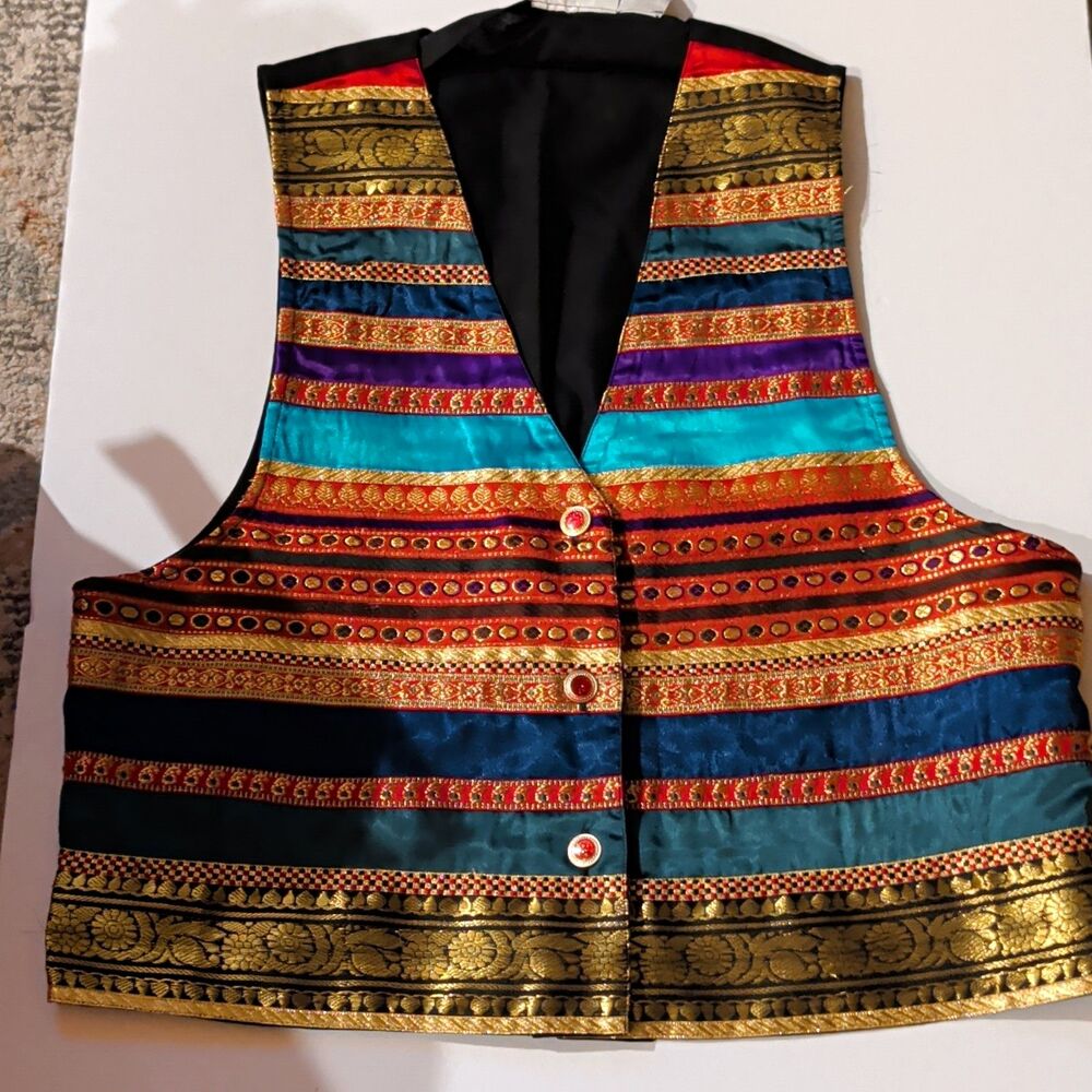 Vintage Smithsonian Institution," "Art to Wear," "Boho Embroidered Vest Womens M